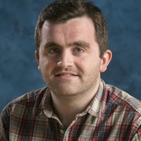 Dr Gavin McLean