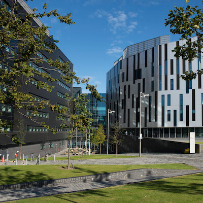 Sighthill Campus exterior with LRC library block.