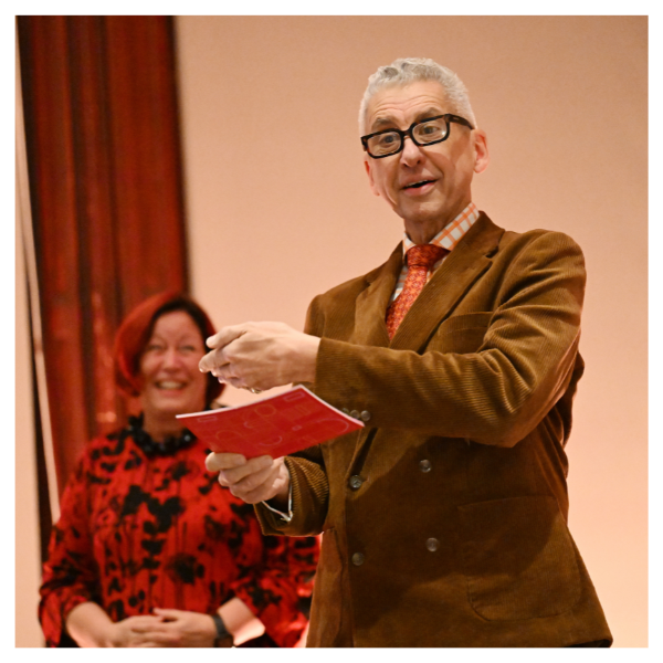 Geoff Day delivering a speech at the Alumni Awards ceremony