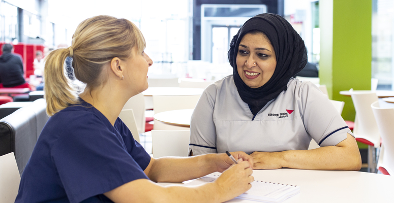 Adult Nursing student Fizza talking to a Lecturer Allison Woods.